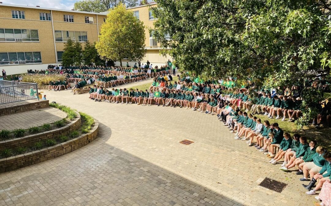 Catholic schools pray for peace in the Holy Land