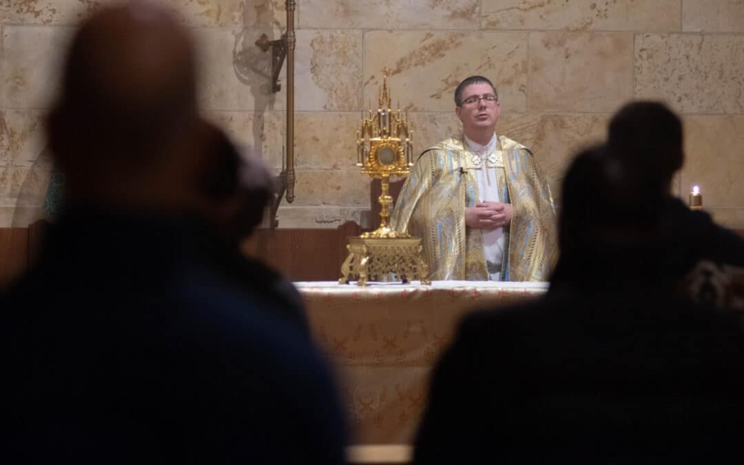 Los sacerdotes se reúnen para la convocación anual
